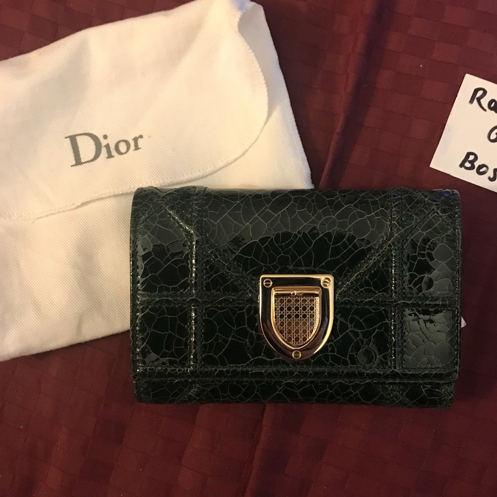 SOLD! Dior diorama wallet ceramic effect - dark green